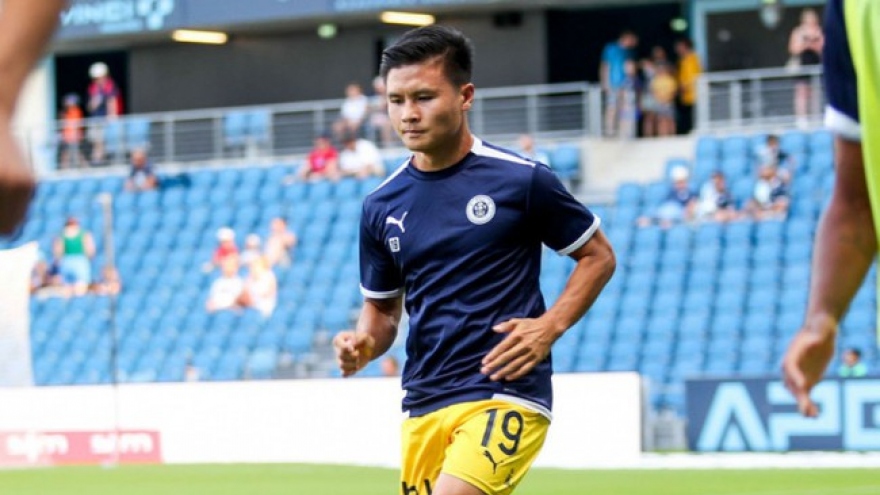 Quang Hải không được ra sân trong ngày Pau FC cầm chân đối thủ mạnh